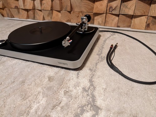 Clearaudio concept turntable - concept,