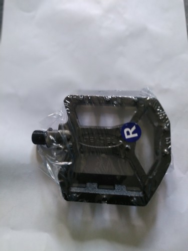 New concept2 pedal right - right, —